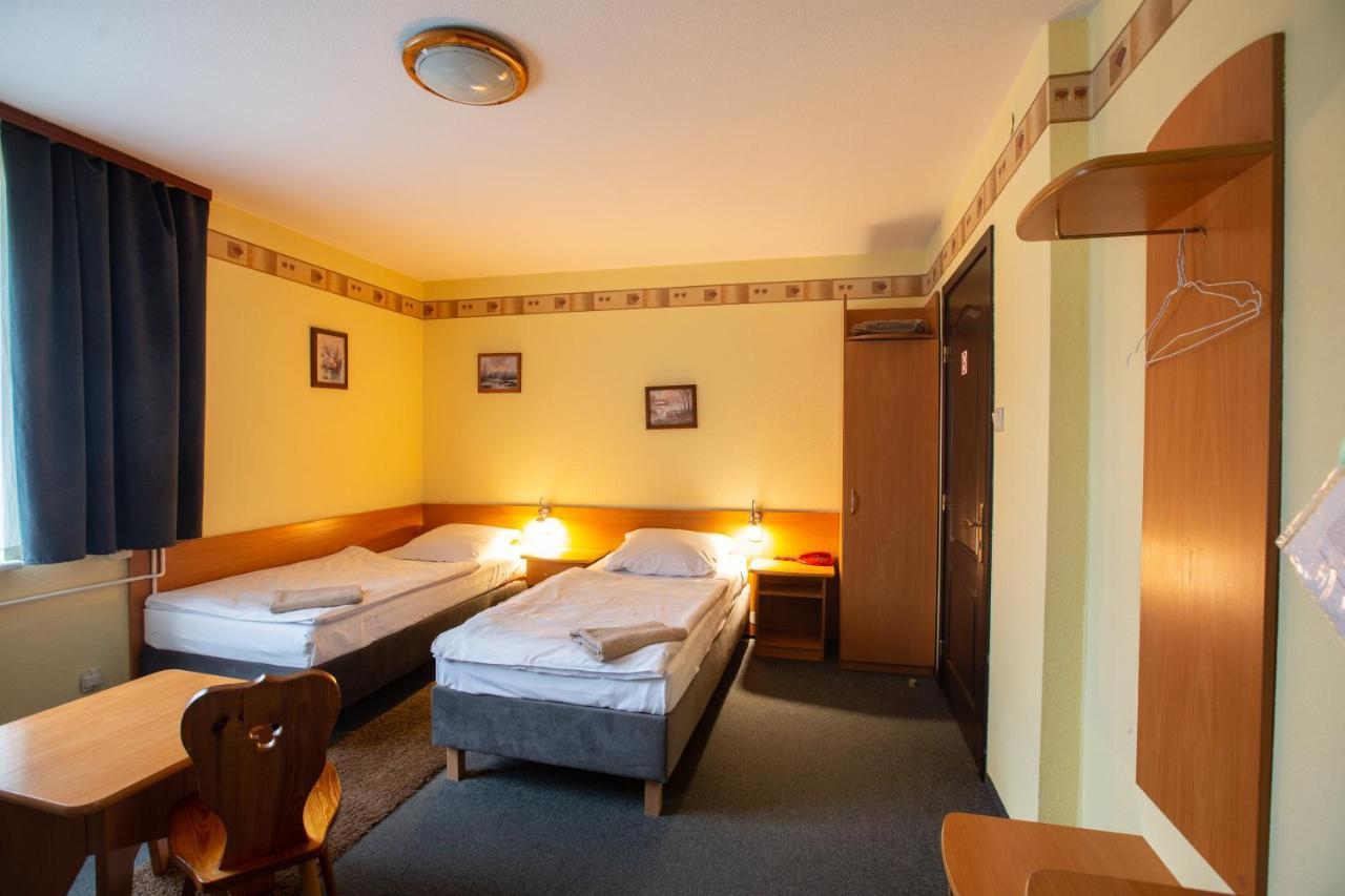 Hotel Margo Cedynia Экстерьер фото